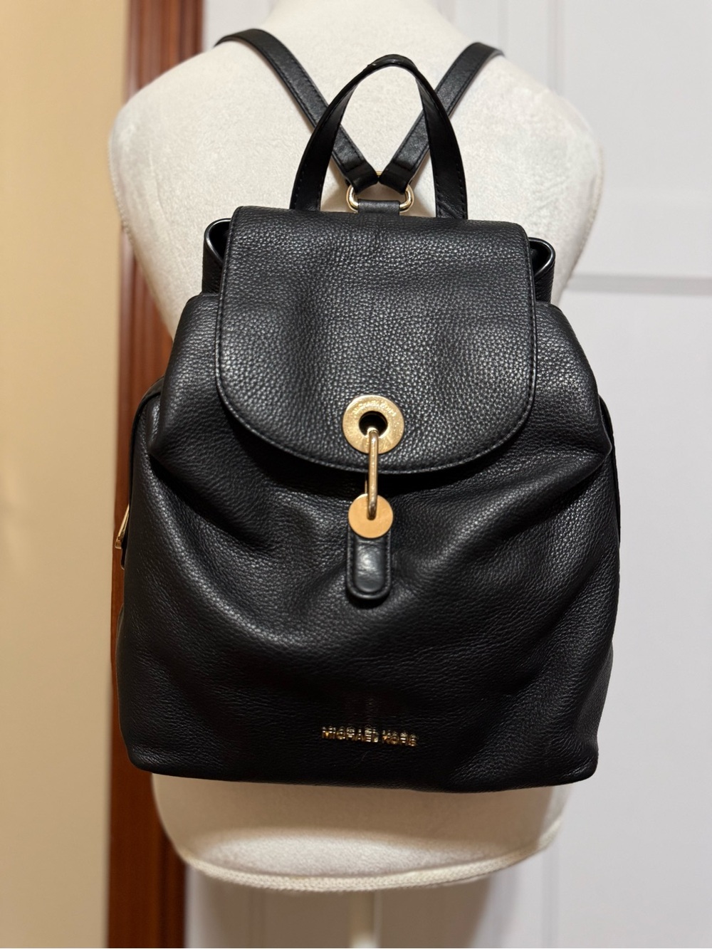 Michael Kors Raven Medium Pebbled Leather Backpack – Black & Gold